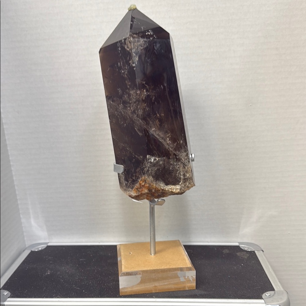 All the natural 9”Brazilian Smokey quartz point 13”w/ stand approx 9.5lbs
